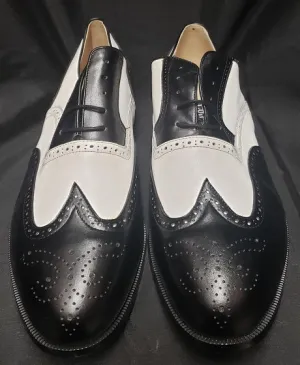 Garvin -- Men's Dress Oxford -- Black/White