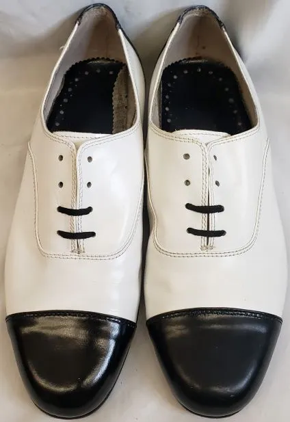 Kaius -- Men's Dress Oxford -- White/Blk Patent